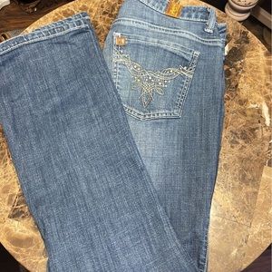 Aura by Wrangler Women’s Bootcut Jeans